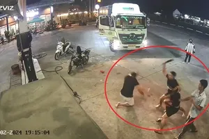 Bình Dương: Nhiều nhóm thanh niên 'xử nhau' bằng hung khí
