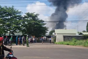 Cháy công ty tại Bình Phước, ít nhất 1 người tử vong