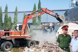 Người đàn ông xây dựng hàng loạt căn nhà trái phép ở Bình Dương bị bắt