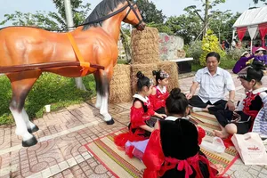 Sôi nổi Ngày hội Đại đoàn kết toàn dân tộc ở Bình Dương