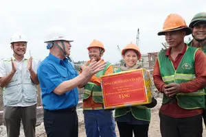 Bí thư Bình Dương: Làm xuyên Tết để đảm bảo tiến độ đường Vành đai 3 TP.HCM