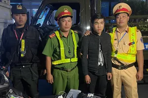 Kiểm tra nồng độ cồn, Cảnh sát giao thông phát hiện ra thủ phạm trộm xe máy