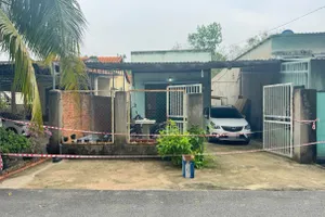 Bình Dương: Đến thăm, chồng phát hiện vợ cũ và con 8 tuổi tử vong bất thường