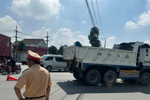 Bình Dương: 1 phụ nữ bị tai nạn tử vong, chưa rõ danh tính