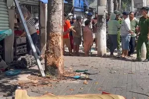 Vụ taxi công nghệ húc văng người đi đường: Thêm một người tử vong