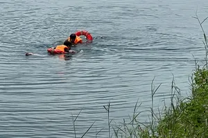 Nam sinh đuối nước khi cứu bạn ở hồ nước Đại học Quốc gia TP.HCM