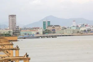 Đà Nẵng: 'Đòi' Bộ Quốc phòng hỗ trợ 600 tỉ đồng 