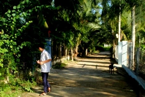 Dùng vỏ chai đâm chết một người, hai người nguy kịch