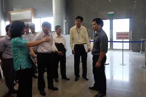 Đà Nẵng phun thuốc diệt muỗi ở sân bay ngăn ngừa virus Zika