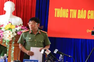 Quảng Nam: Họp báo công bố bắt giữ nhiều đối tượng phá rừng pơ mu