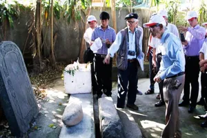 Khai quật thăm dò dấu vết mộ vua Quang Trung