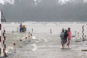 15 người chết do lũ lụt ở miền Trung