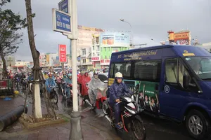 Hỗn loạn giao thông tại cửa ngõ phía Bắc Đà Nẵng