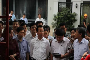 Đừng để người dân đi khám mà bệnh nặng hơn