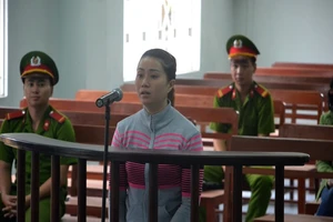 Bảo mẫu bị tội vì để trẻ trong nôi đi rửa chén...