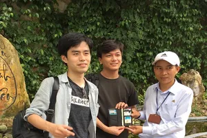 Trả lại tiền và tài sản nhặt được cho du khách Hàn Quốc