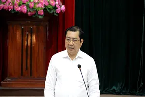 Xin đầu tư 13 tỉ xây tường rào trung tâm VHTT quận