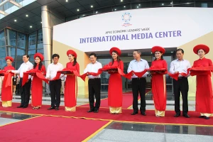 Khánh thành Trung tâm Báo chí quốc tế phục vụ APEC