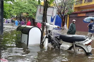 Yêu cầu giảm xả lũ để Hội An phục vụ APEC