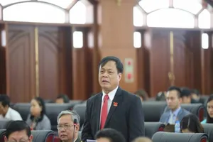 TP Đà Nẵng lý giải việc không nhận người ngoài làm việc