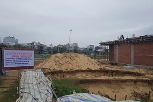 Tạm dừng thi công tại khu đô thị Sun Bay