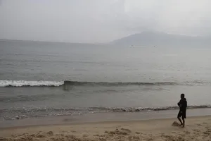 Chưa thể khẳng định biển Đà Nẵng ô nhiễm