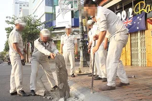 Chủ tịch Đà Nẵng yêu cầu xử lý cán bộ quy tắc vòi vĩnh