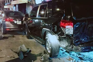 Nam thanh niên lái siêu xe BMW gây tai nạn liên hoàn