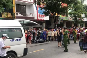 Thương tâm: Bé lớp 2 chết thảm dưới bánh xe bồn