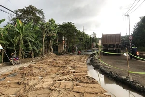 Khởi công làm đường nơi “dân sợ chết vì ô nhiễm“