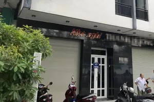 Quản lý tá hỏa thấy khách tử vong trong nhà nghỉ