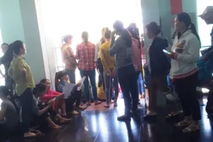 Chủ công ty người Hàn Quốc vắng mặt, công nhân điêu đứng