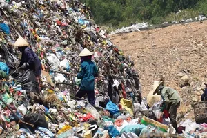 Đà Nẵng: “Thay tướng” và xử phạt công ty môi trường đô thị