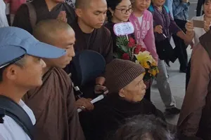 Thiền sư Thích Nhất Hạnh đến Đà Nẵng