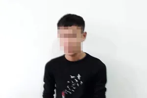 'Quý tử' dựng kịch tống tiền cha mẹ