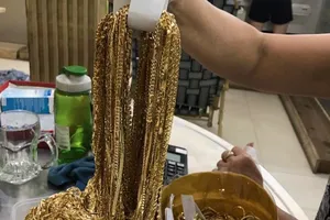 Người trộm 230 lượng vàng giao nộp thêm 200 lượng nữa