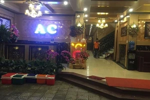 2 người bị bắn trọng thương tại quán karaoke