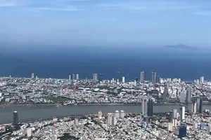 Đà Nẵng: Sở Nội vụ 'tuýt còi' Sở Xây dựng vì tạm dừng cấp phép