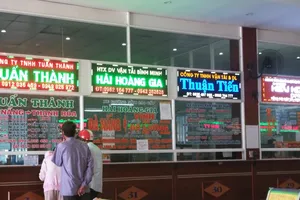 Dừng toàn bộ hoạt động vận chuyển hành khách tại Đà Nẵng