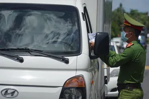 Dân rối bời vì muốn rời TP phải làm đơn chờ UBND TP Đà Nẵng duyệt