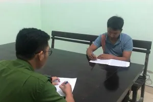 Trộm xe máy rồi nhắn tin đòi tiền chuộc