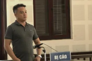 Rút súng bắn 2 bảo vệ bị thương vì tranh cãi chỗ đậu xe