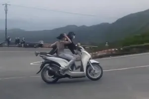 TP.HCM xử lý tụ tập, đua xe trái phép trên đường