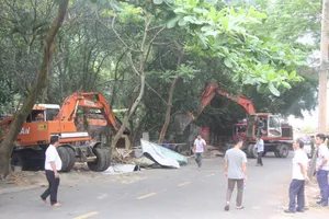 Cưỡng chế hàng loạt công trình chiếm đất tại bán đảo Sơn Trà, Đà Nẵng 