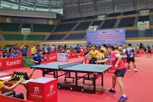 Hơn 330 cây vợt so tài giải Bóng bàn tranh Cup VTV8