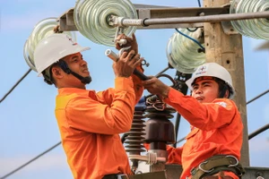 Nghỉ Lễ 2-9, người dân miền Trung - Tây Nguyên không lo thiếu điện