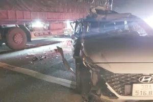 Cô gái lái xe hơi tông chết tài xế xe tải có nồng độ cồn cao gần kịch khung