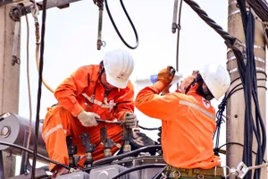 Nắng nóng kỷ lục, tiêu thụ điện miền Bắc lập đỉnh trong ngày 4-8