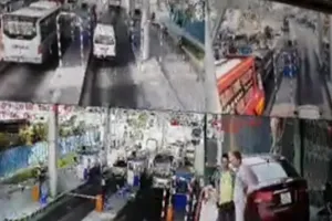 Xử phạt tài xế đậu xe quá 5 phút tại trạm BOT