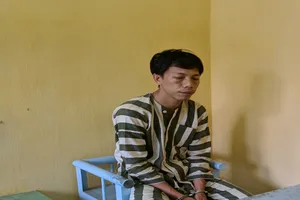 Mê game, cử nhân kinh tế vào công ty ăn trộm